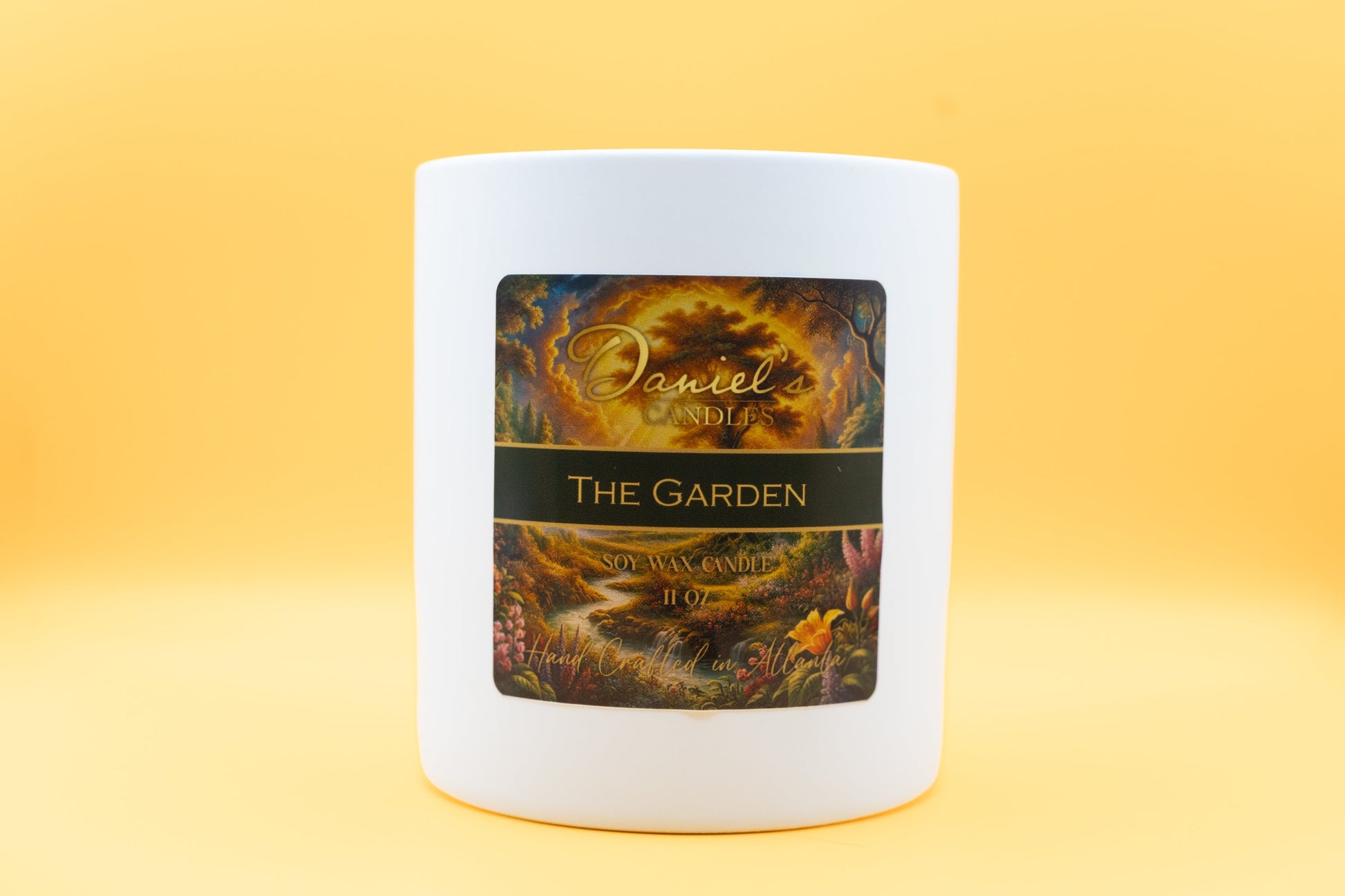 Daniel's Candles The Garden 11oz hand-poured soy candle